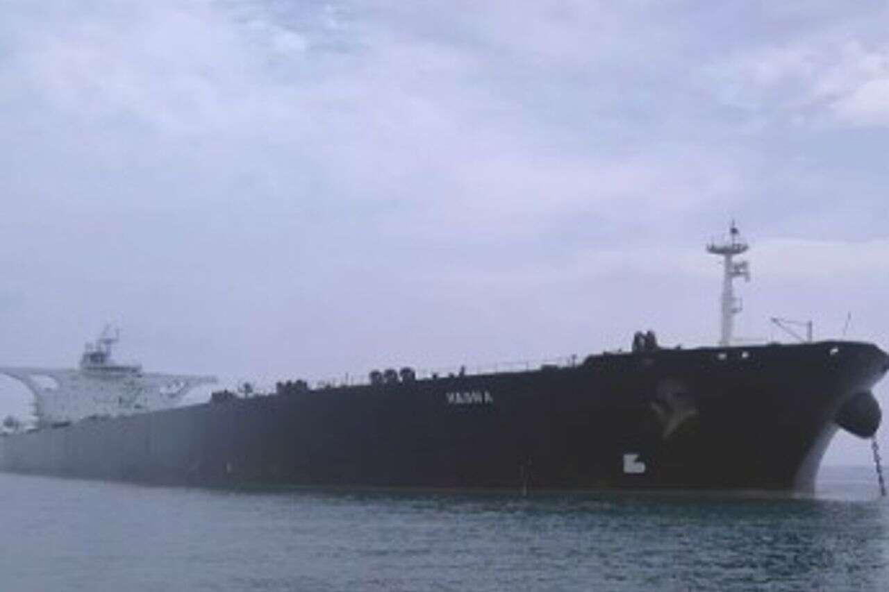 Despite the negotiations: the US opened fire on an Iranian ship