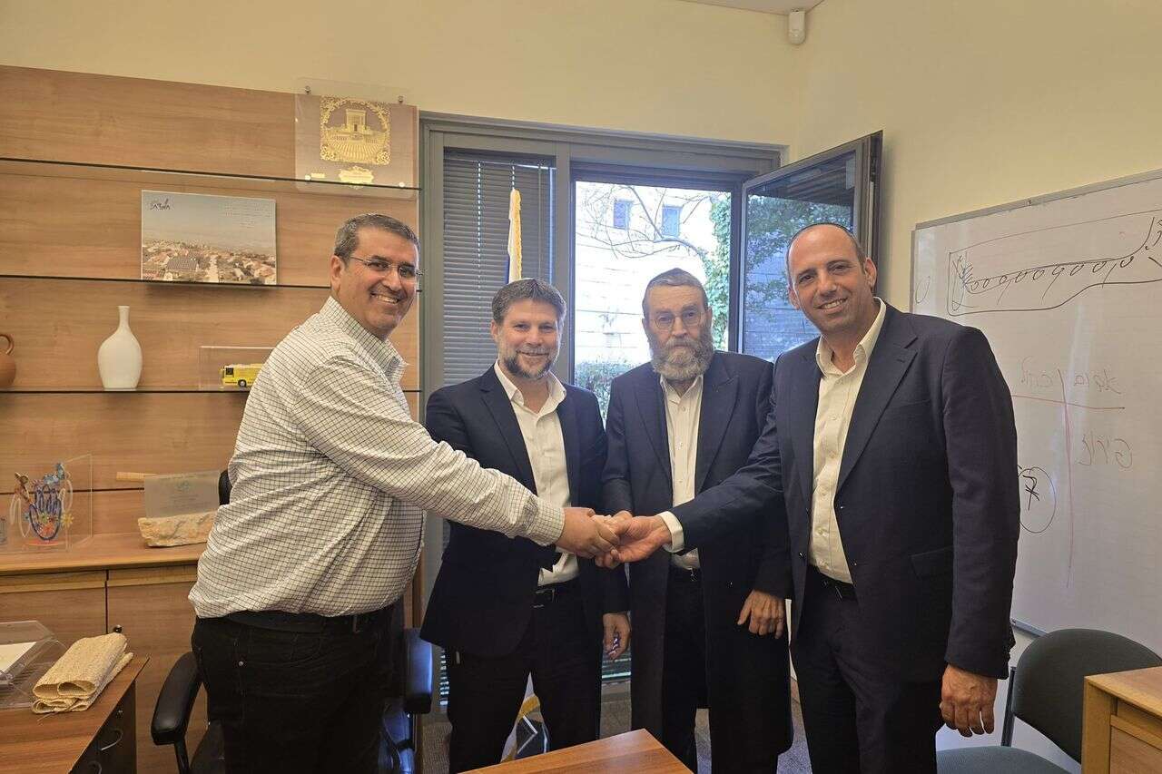 Coalition agreement in Beit Shemesh: Smotrich and Gafni behind the scenes