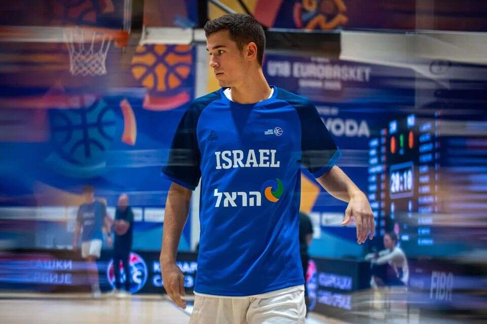 יונתן קלר , FIBA