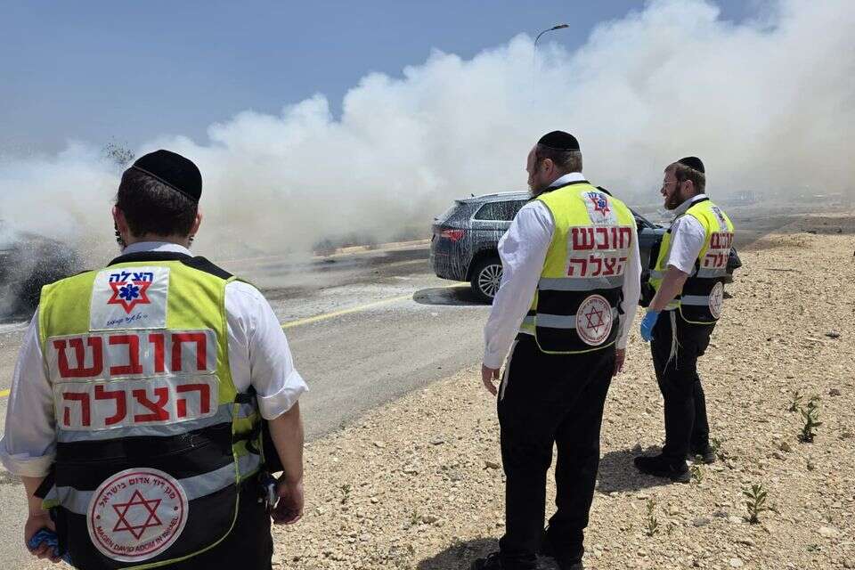 כביש 4711: גבר נהרג ושני נפגעים פונו במצב בינוני וקל לאחר תאונת דרכים , דוברות הצלה