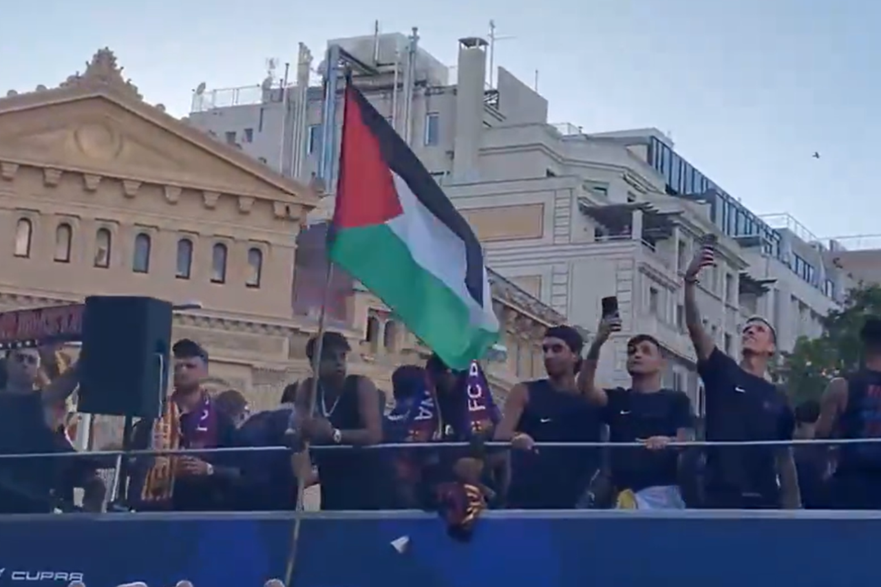 Shameful: Lamin Yamal celebrated Barcelona's championship with a Palestinian flag