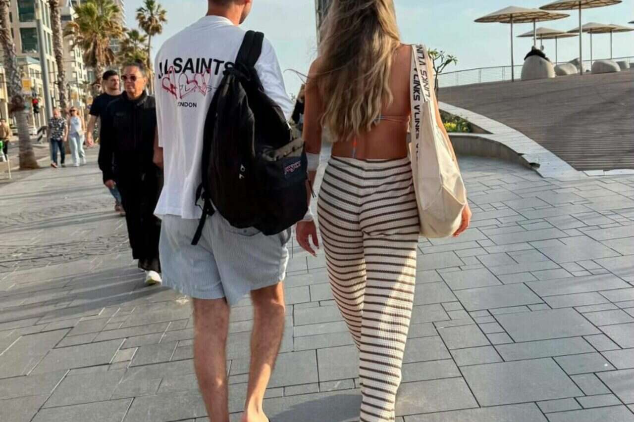 "New Love" star - not alone