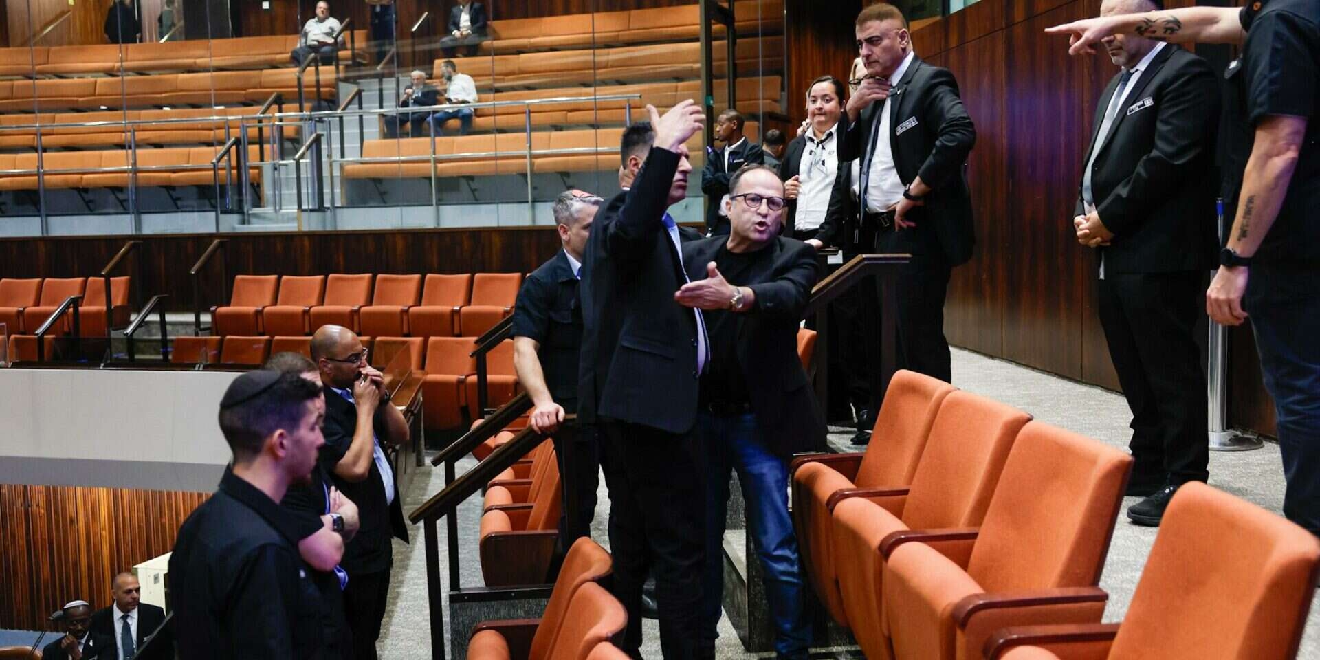 משפחות שכולות מתעמתות עם ח"כ אחמד טיבי , אורן בן חקון