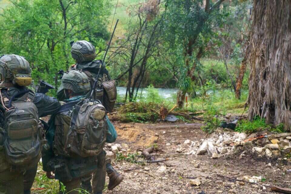תיעוד שטרם נחשף. חיילי סיירת גולני מעבר לליטאני , דובר צה"ל