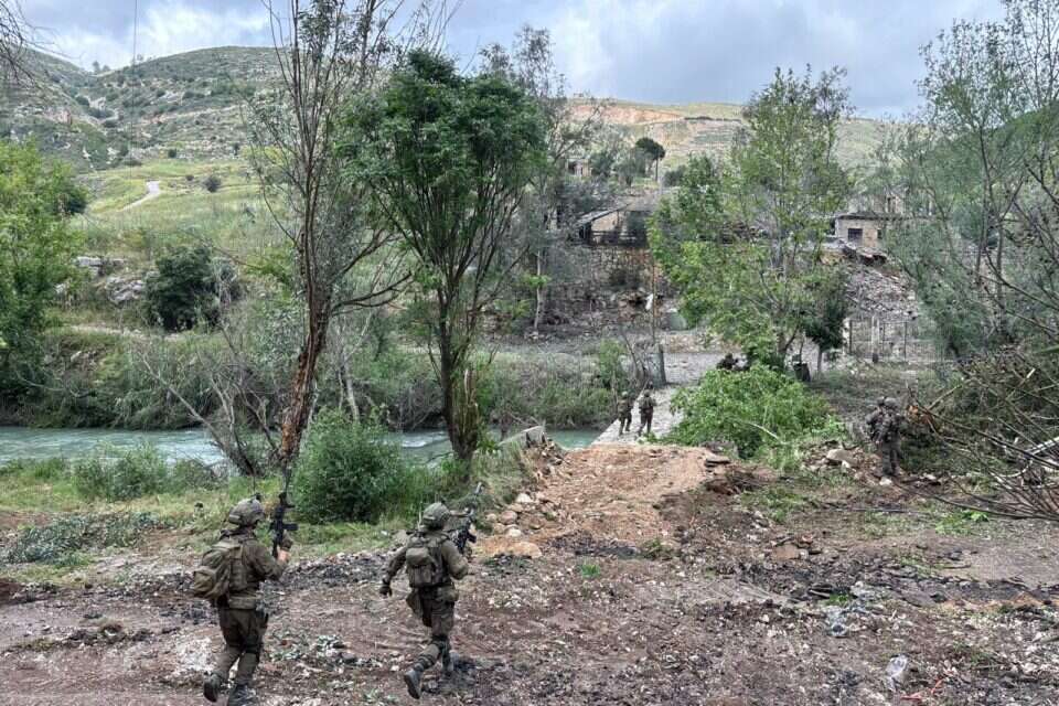 לוחמי סיירת גולני בשטחים המיוערים בליטאני , דובר צה"ל