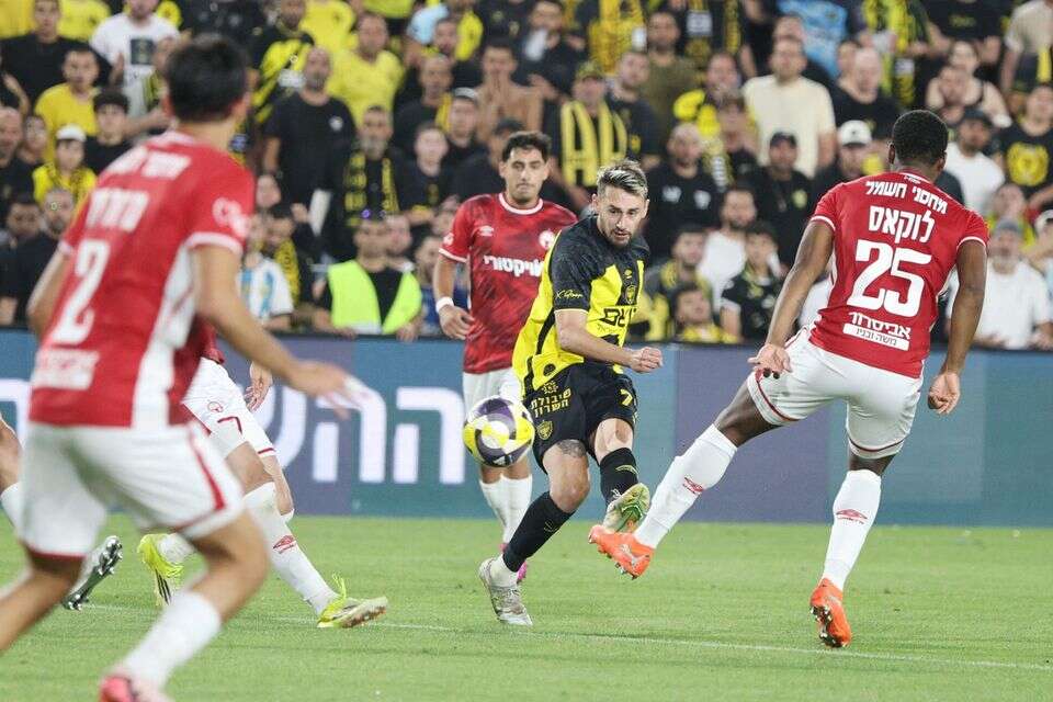 עומר אצילי מול הפועל באר שבע , אלן שיבר