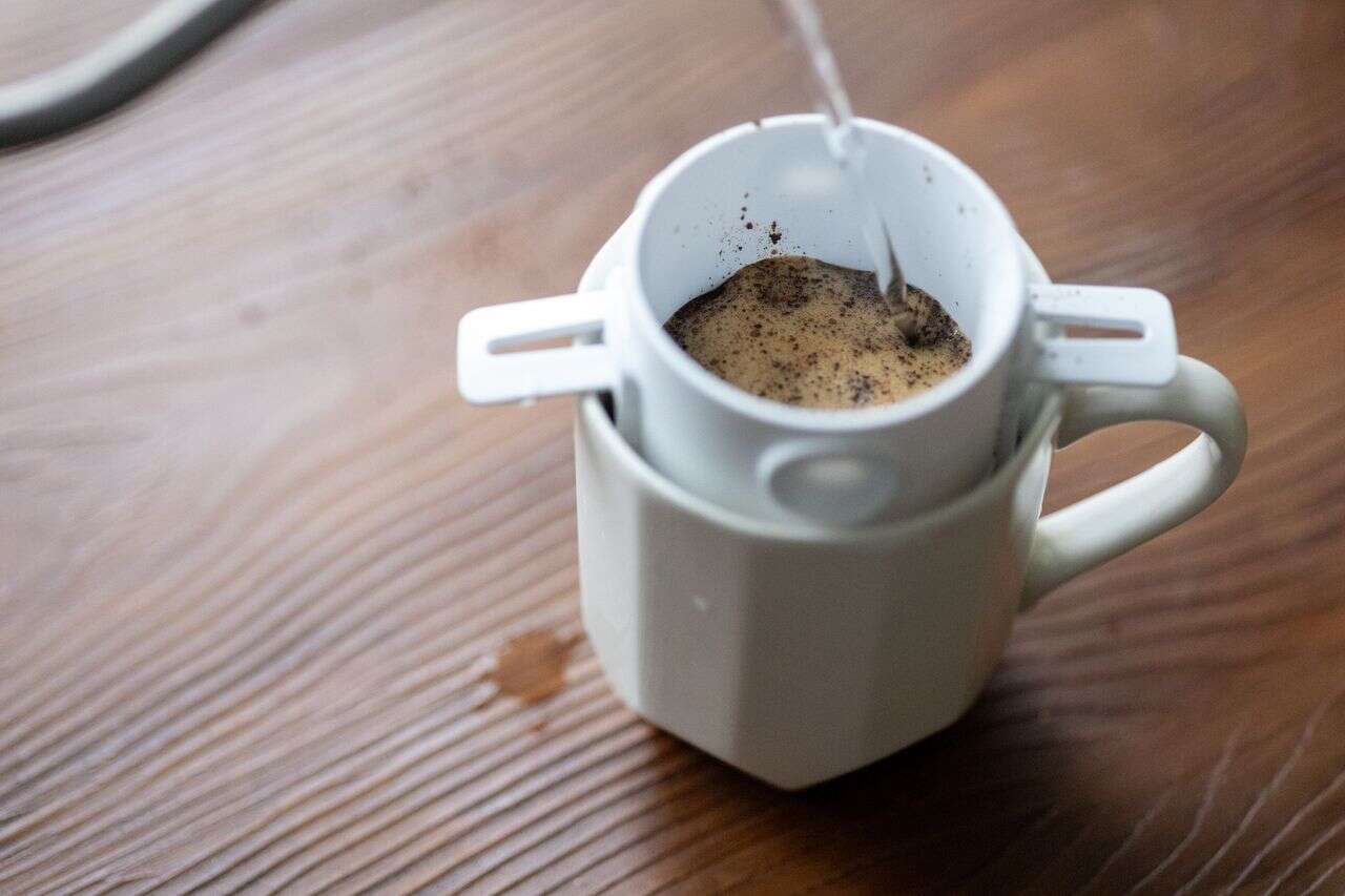 Coffee residue and baking soda has become a viral cleaning trick