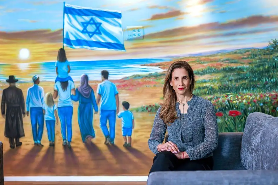 "מי שרוצה להתקדם חייבת להתגבר על מחסומים"