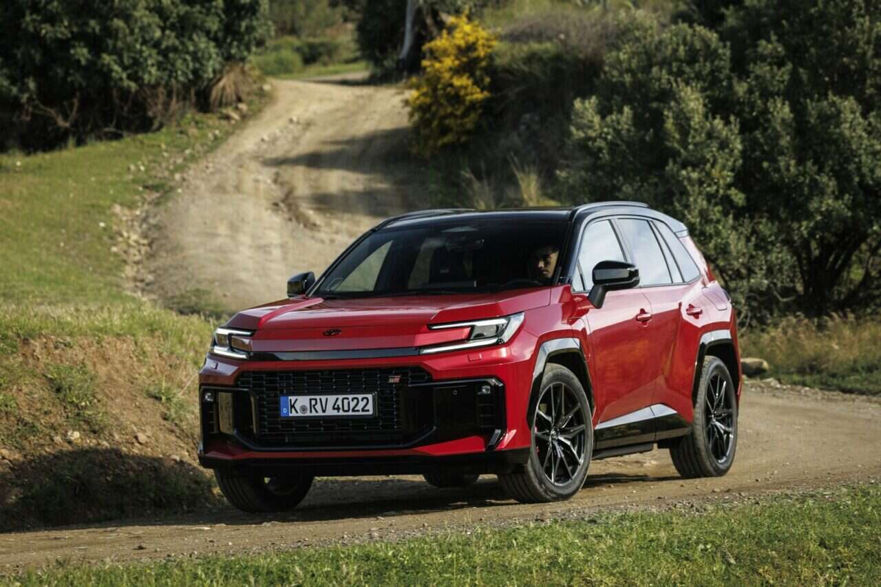 The new Toyota Rav 4 in Israel: a tougher design and a hybrid offering only