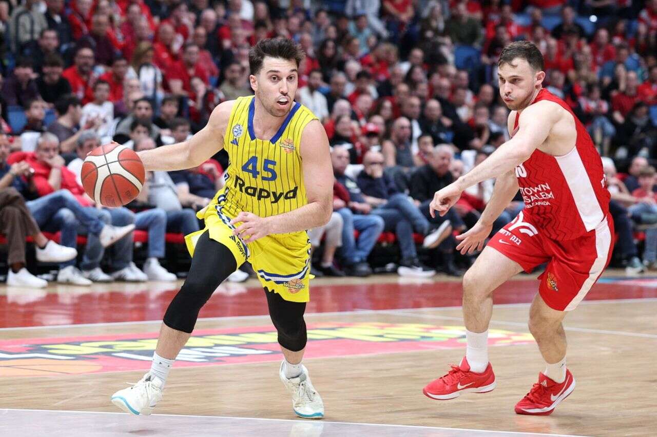 We are not against the foreigners, we want a future for the Israeli national team