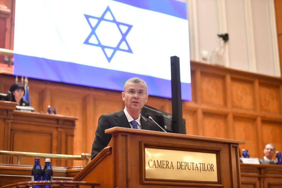 יריב לוין בפרלמנט הרומני , ללא קרדיט