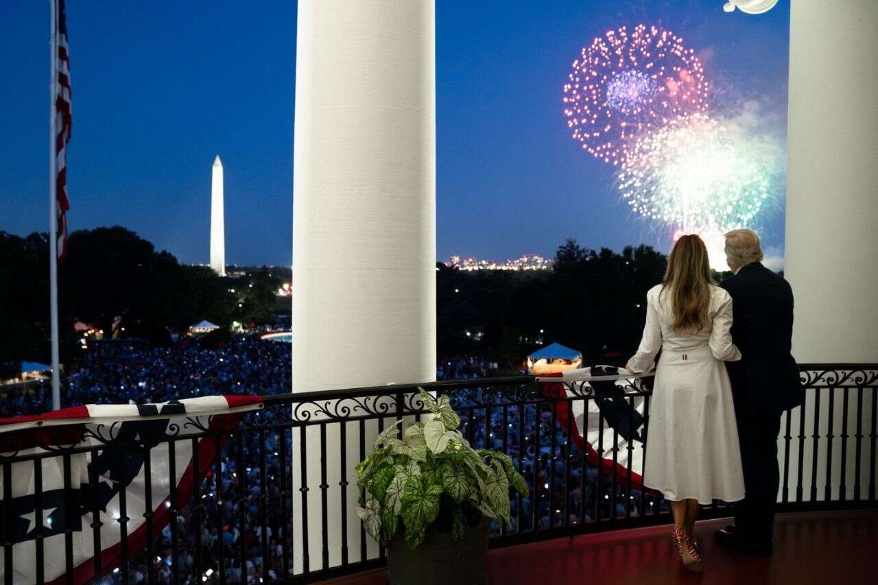 The goal: "The biggest fireworks show in history" at the White House