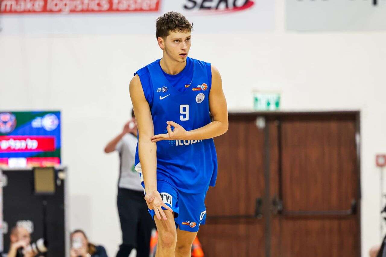 "M.C. Ofet Darom can deal with any team, there were inquiries from the colleges"