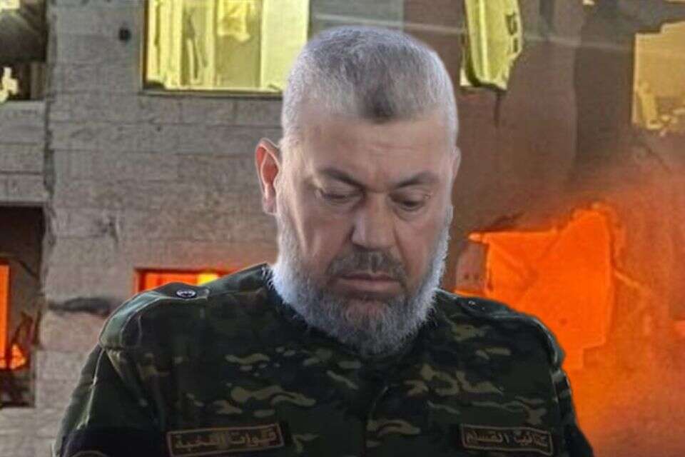 עז א-דין אל חדאד , .