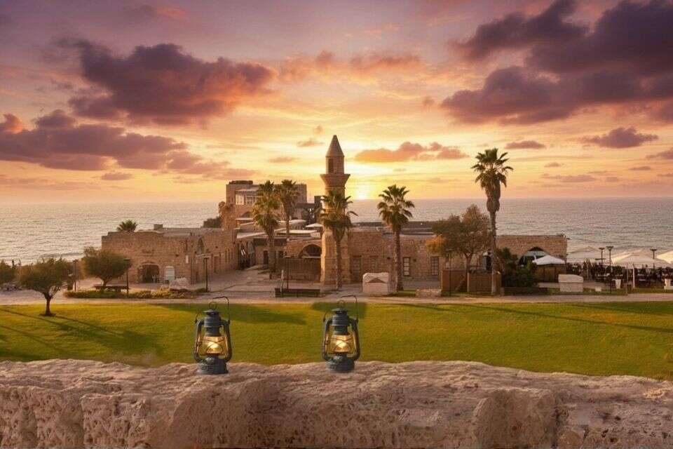 נמל קיסריה - סיור עששיות בשקיעה , יח"צ