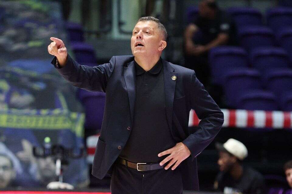 פרדראג קרוניץ' , הפועל חולון