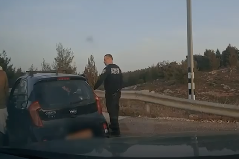 שמונה נוסעים ברכב אחד , צילום מסך דוברות המשטרה