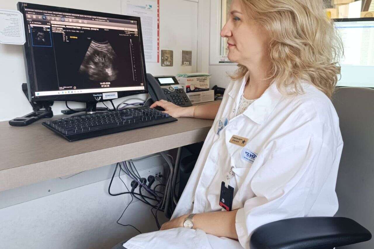 Life-saving vigilance: a routine examination following a sore throat revealed thyroid cancer