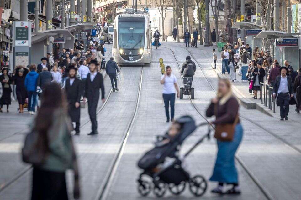 רחוב יפו בירושלים. , אורן בן חקון