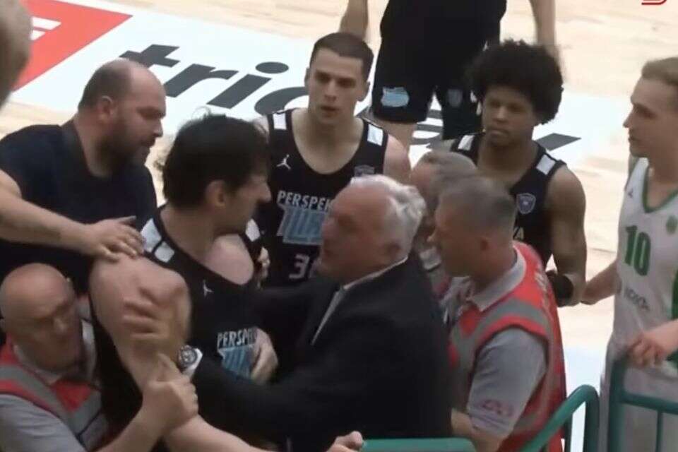 סשה דונצ'יץ' מרגיע את בובאן מריאנוביץ' , צילום מסך