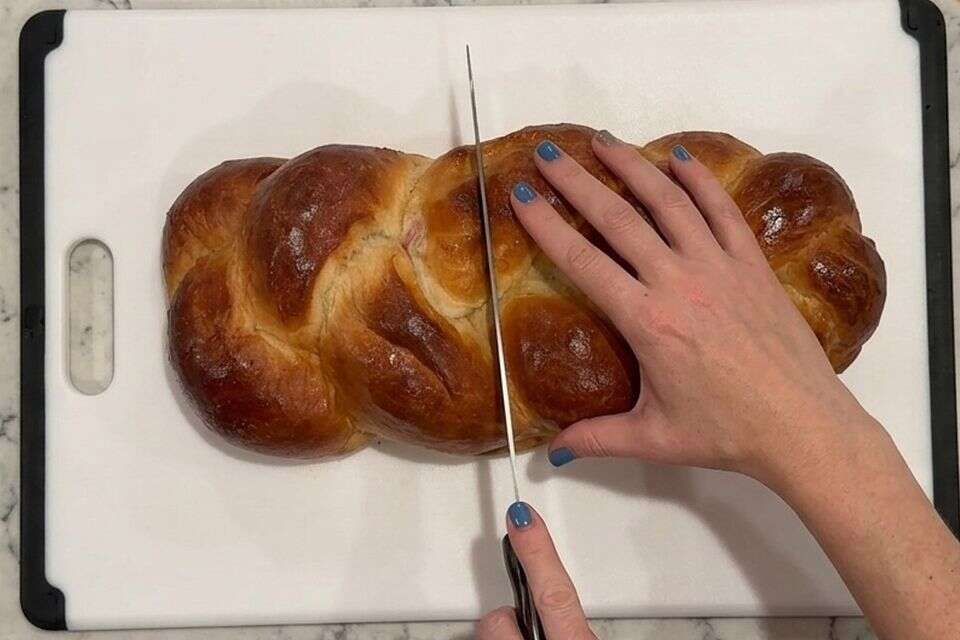 חלת סלמי , שימוש לפי סעיף 27א לחוק זכויות יוצרים