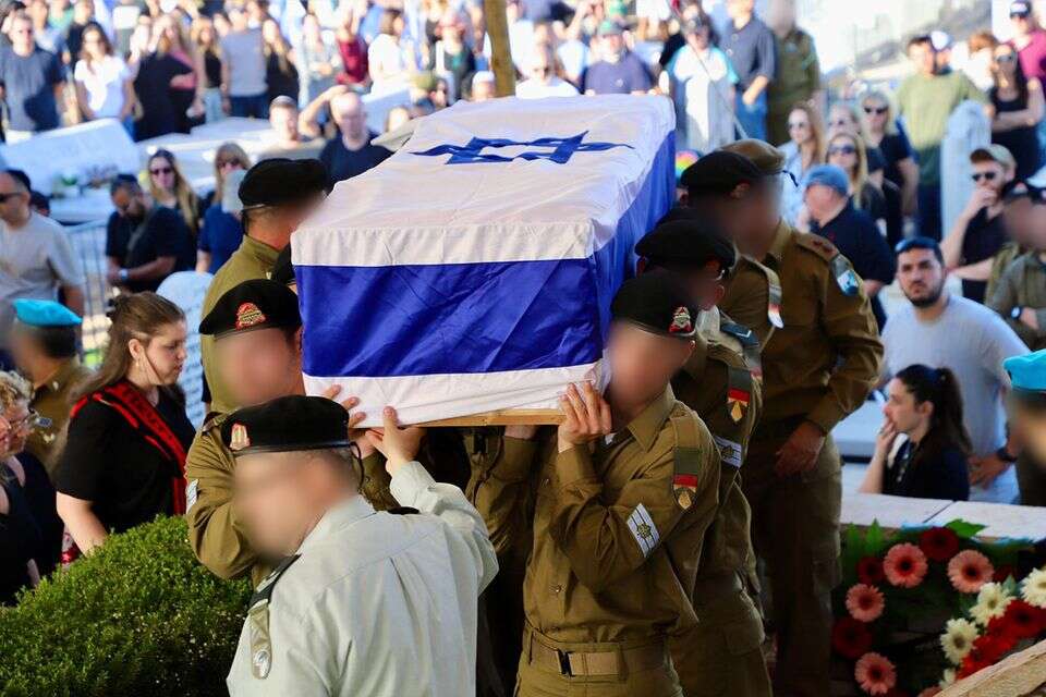 הלוויתו של נועם המבורגר ז"ל , הרצי שפירא