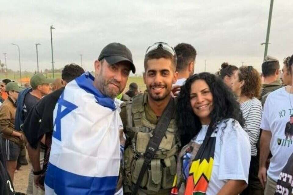 נהוראי לייזר ומשפחתו , באדיבות המשפחה