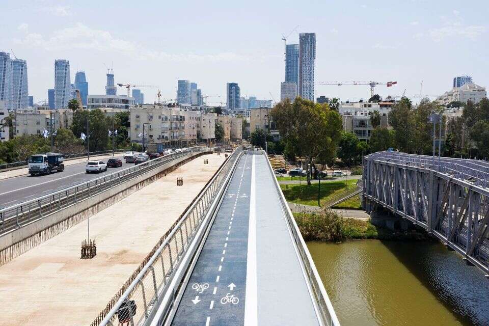 הגשר החדש בתל אביב , עמוס לוזון צלמים
