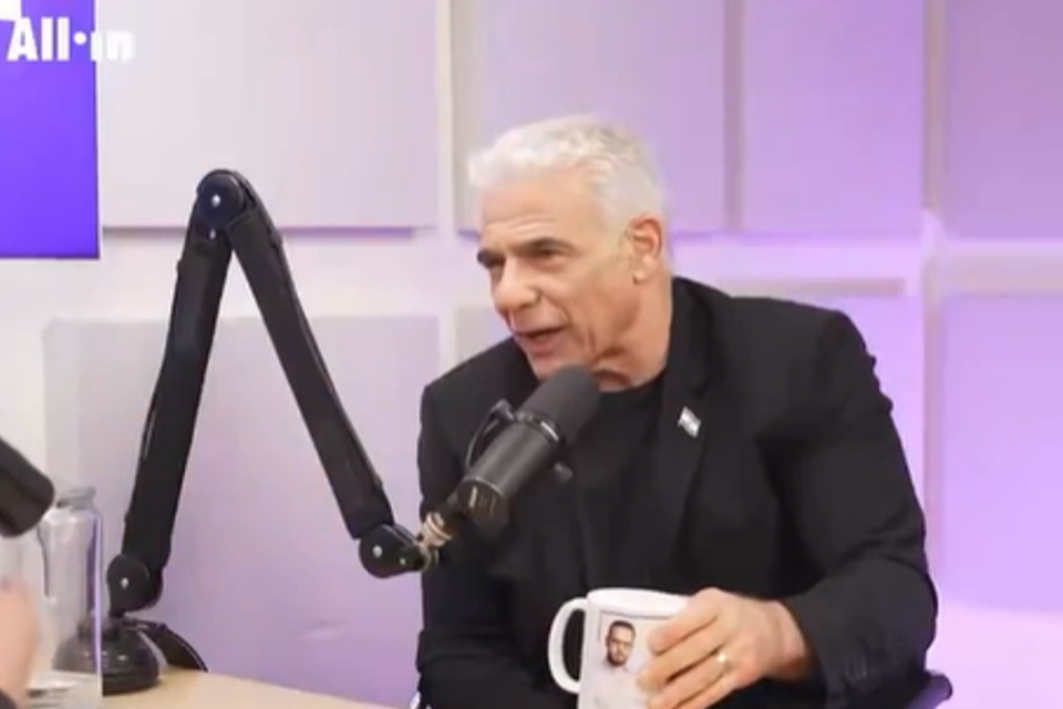 "ציוני, לא שמאלני": לפיד הצית סערה באופוזיציה , הפודקאסט של נדב פרי