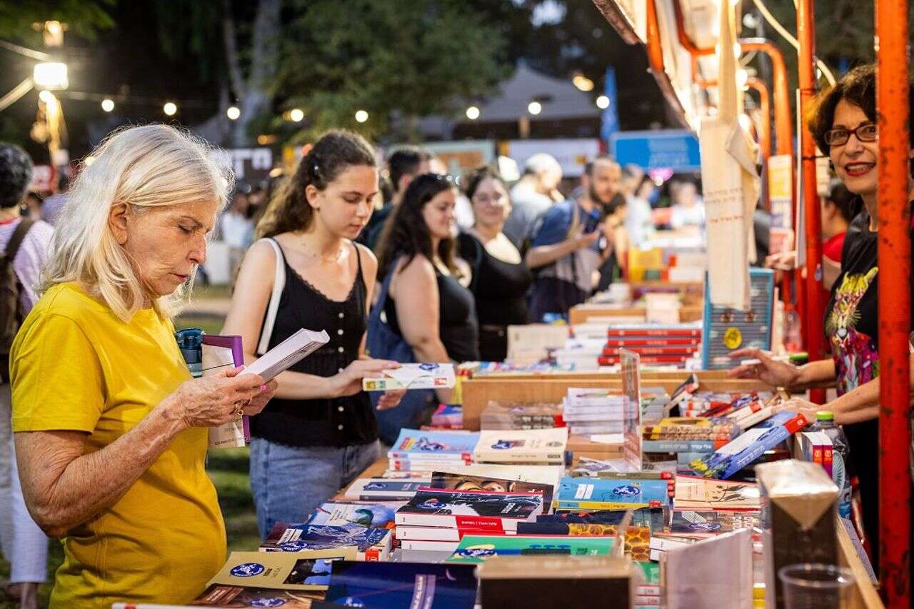 June with an exclamation mark: Book Week events return to the squares