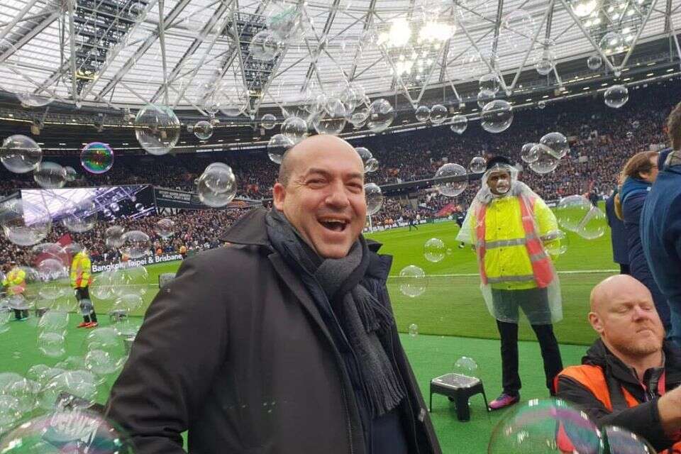אייל ברקוביץ' על הדשא של ווסטהאם , אינסטגרם