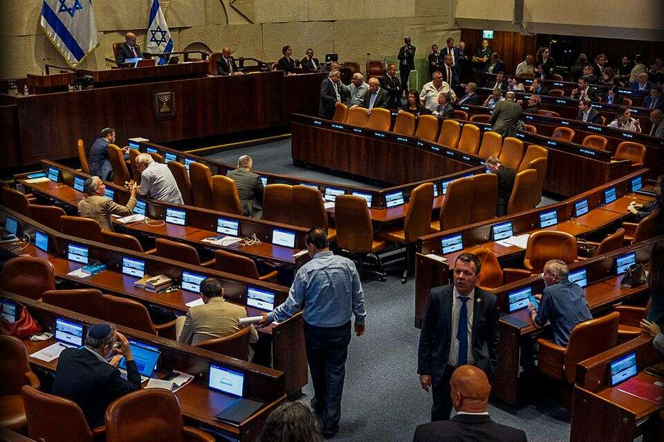 מליאת הכנסת , אורן בן חקון