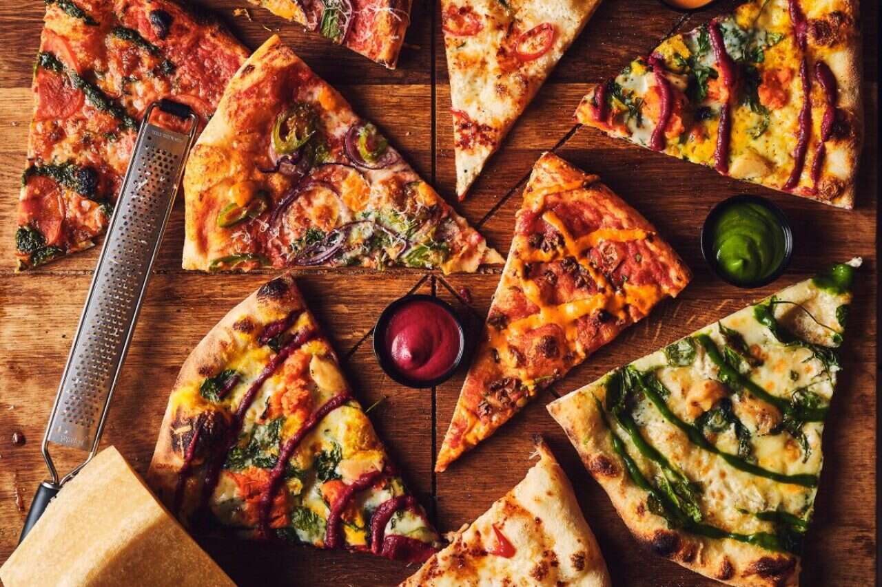 Pizza with "nail polish gel": this new pizzeria is unlike anything you've ever known