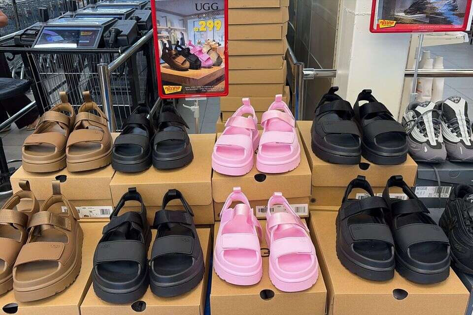 סנדלי UGG ביוחננוף , יח"צ