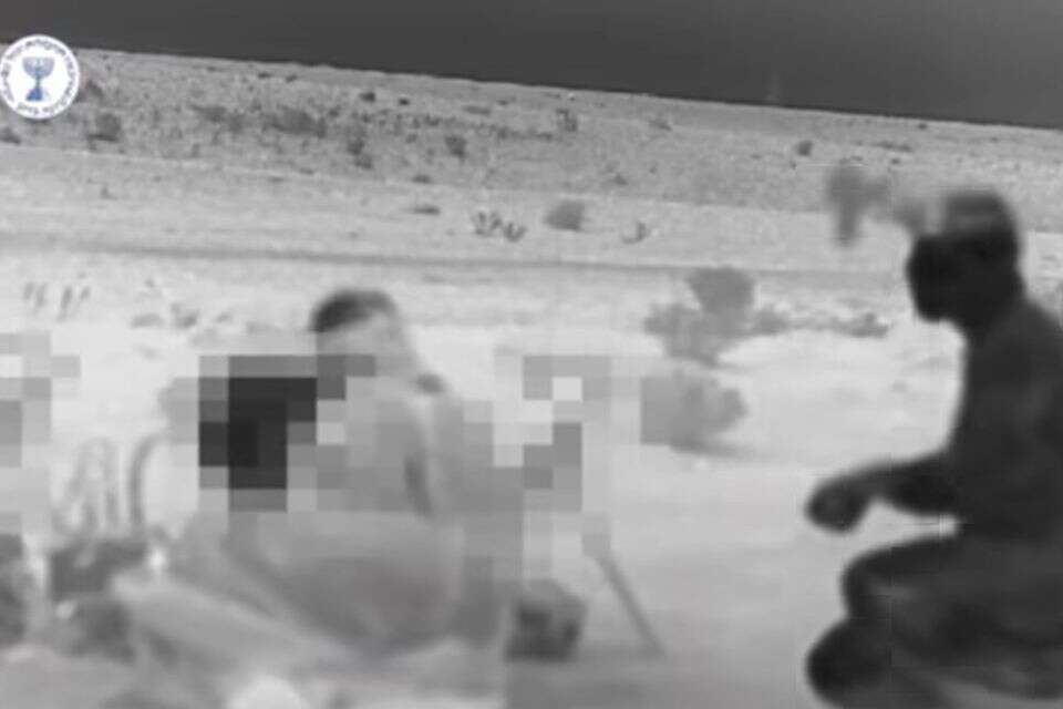 "הדלפת התמונה של סוכנים על אדמת איראן נועדה לחבל במנגנון הפחד" , המוסד