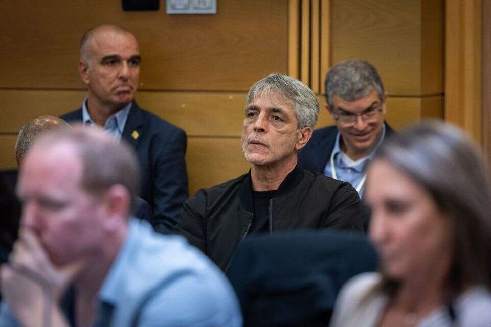 אלי אוחנה ,