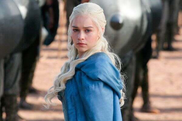 אמיליה קלארק כדאינריז ב"משחקי הכס" , HBO via AP