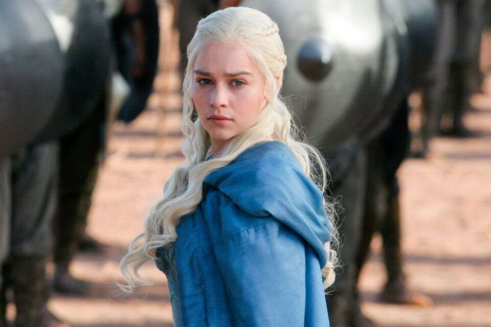 אמיליה קלארק כדאינריז ב"משחקי הכס" , HBO via AP