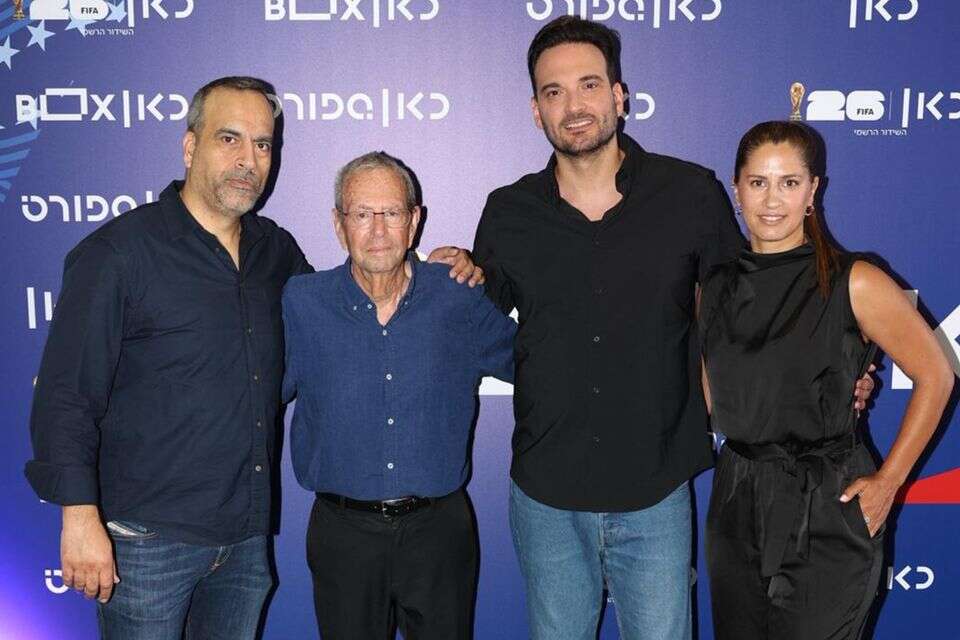 אשרת עיני, שרון דוידוביץ', יורם ארבל, גולן יוכפז , אור גפן, כאן