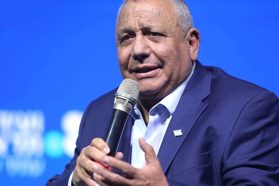 גדי איזנקוט , גדעון מרקוביץ