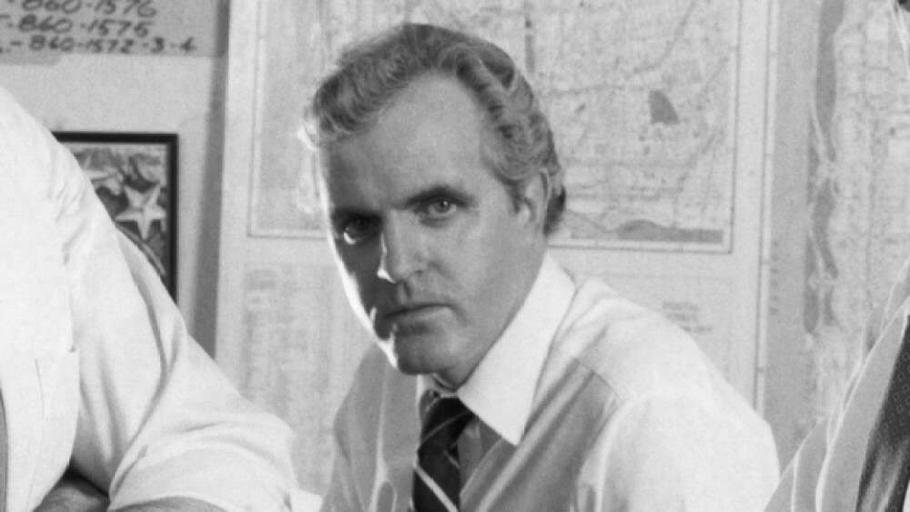 L'acteur de "Top Gun : Maverick" poignardé à mort à 81 ans — le meurtrier : "J'ai tué l'homme du péché" 1 "הרגתי את איש החטא", ג'יימס הנדי היה בן 81 במותו , 'רויטרס