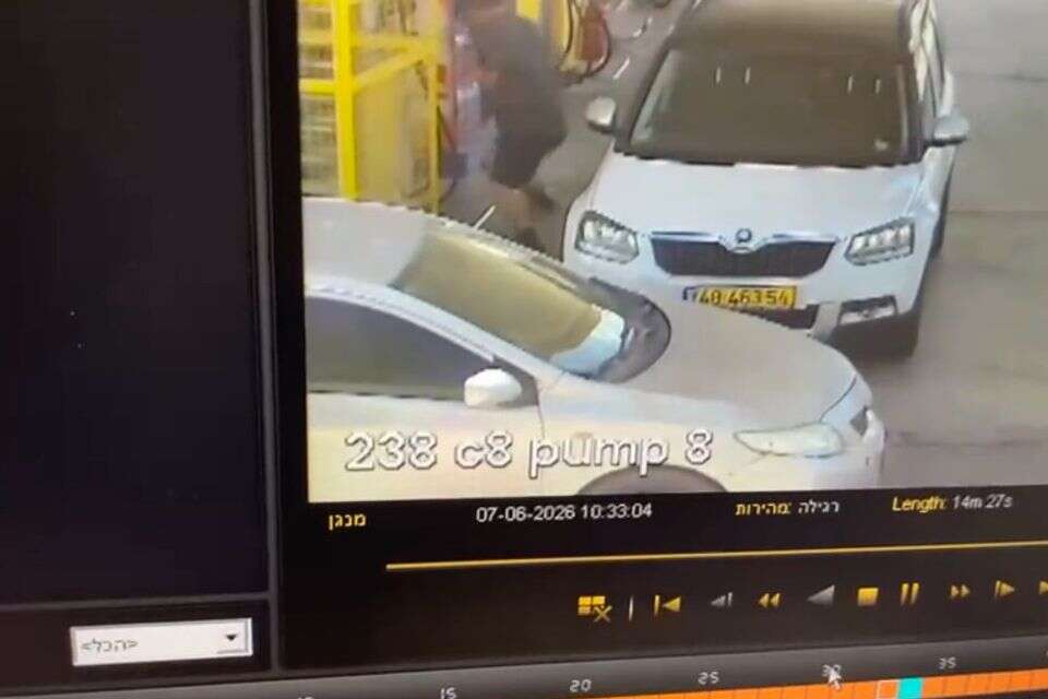תיעוד הפיגוע בתחנת הדלק בכוכב יאיר , מצלמות אבטחה