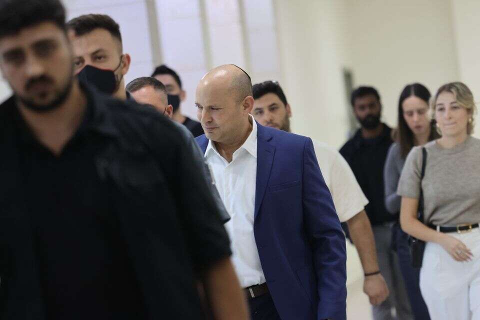 נפתלי בנט בבית המשפט , .