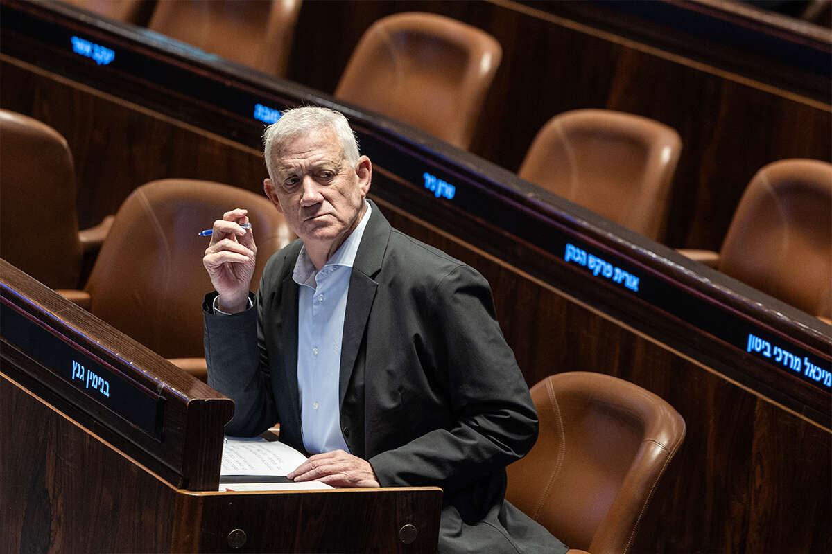 בני גנץ , אורן בן חקון