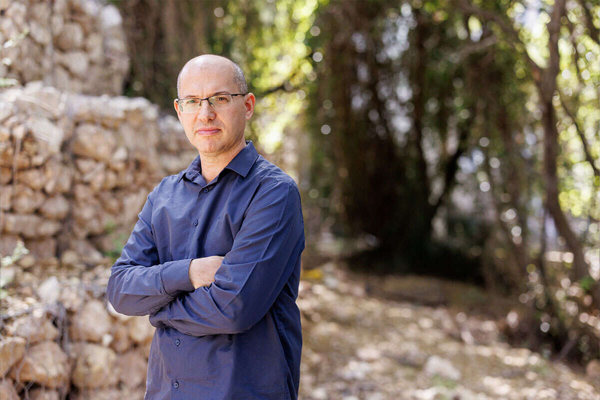 טל בארי , מיכה בריקמן