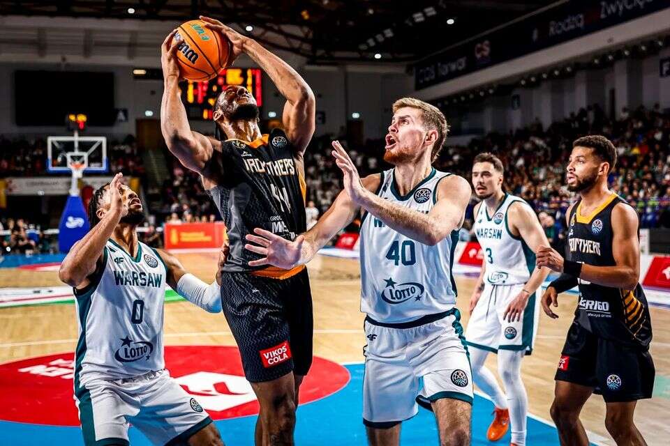 שיין האנטר במדי לגיה ורשה , FIBA