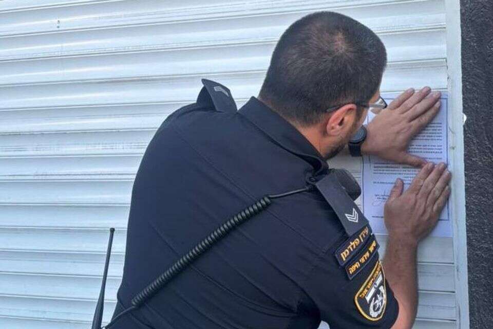 צו סגירה למספרה בחיפה , דוברות המשטרה
