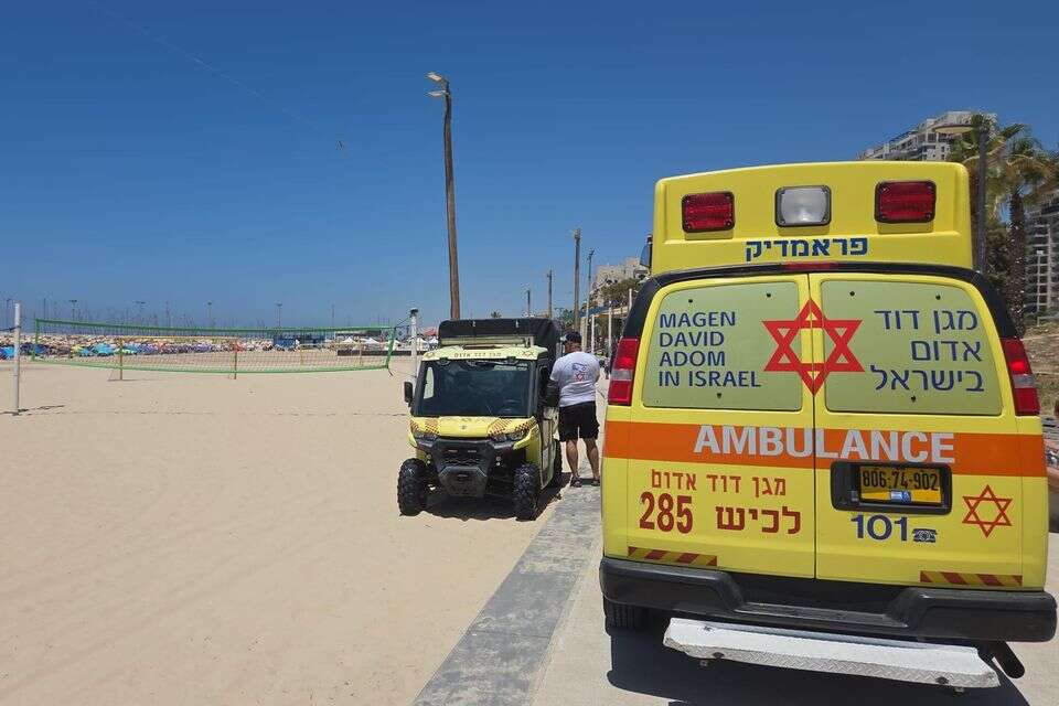 זירת הטביעה , צד"א