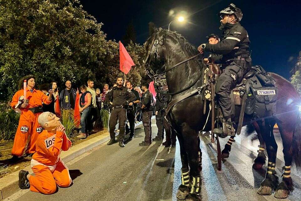 המחאות בירושלים , יוני ריקנר