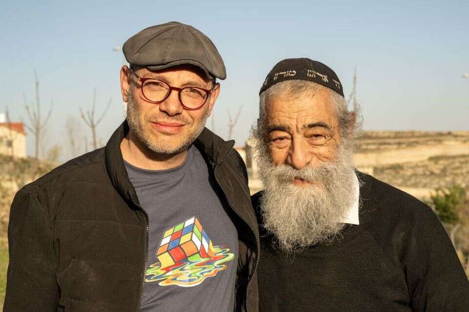 אריאל זילבר והיוצר נעם יעקובסון , מאיר אליפור
